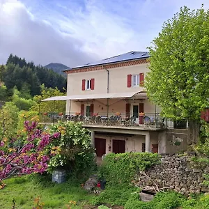 chez-baratier.hotels-rhonealpes.com/