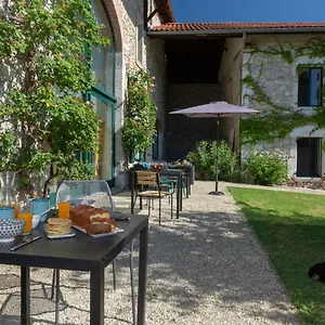 labelli-destelle.hotels-rhonealpes.com/
